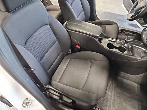 Used 2024 Chevrolet Malibu LT FWD image 10