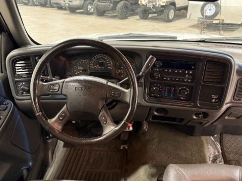 Used 2006 GMC Sierra 2500 SLE image 20