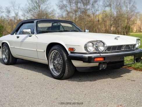 Used 1989 Jaguar XJS V12 Convertible image 18