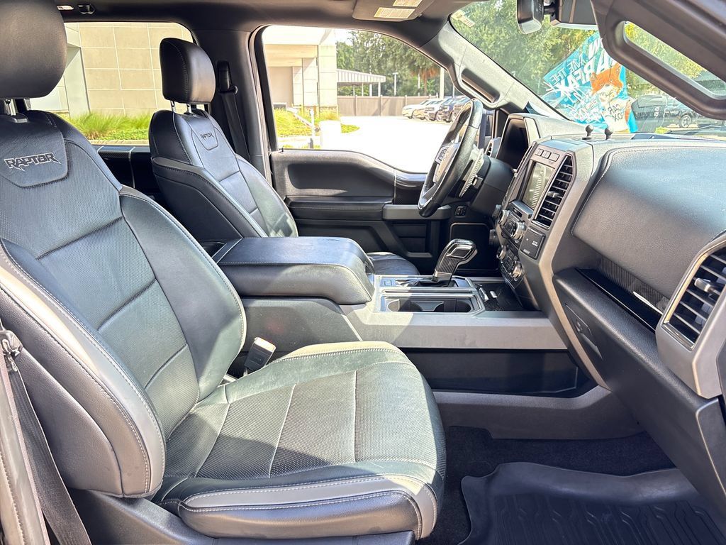 Used 2018 Ford F150 Raptor w/ Equipment Group 802A Luxury AWD/4WD image 30