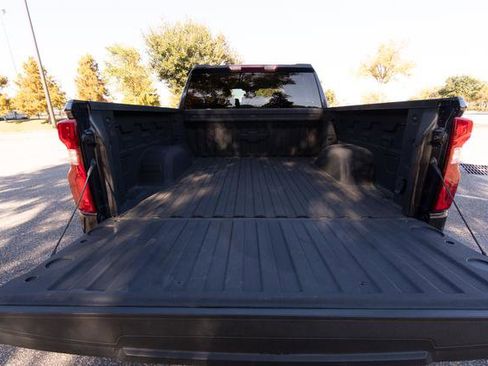 Used 2023 Chevrolet Silverado 1500 RST w/ Z71 Off-Road Package image 12