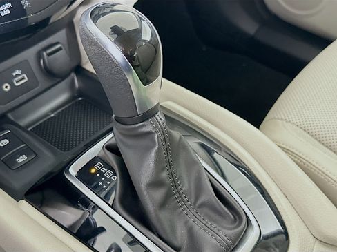 Used 2022 Nissan Rogue Sport SL image 25