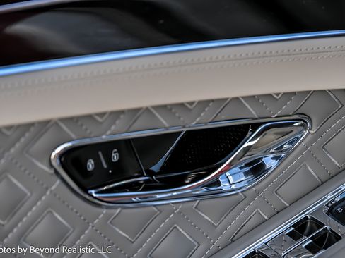 Used 2020 Bentley Continental GT image 23