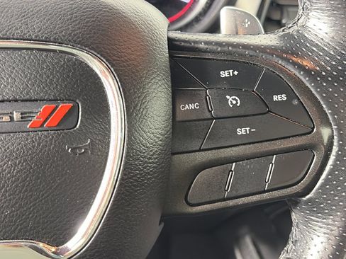 Used 2022 Dodge Challenger GT RWD image 17