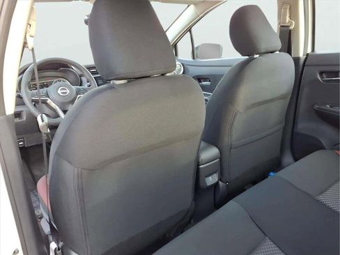 New 2025 Nissan Versa SR w/ Trunk Package image 14