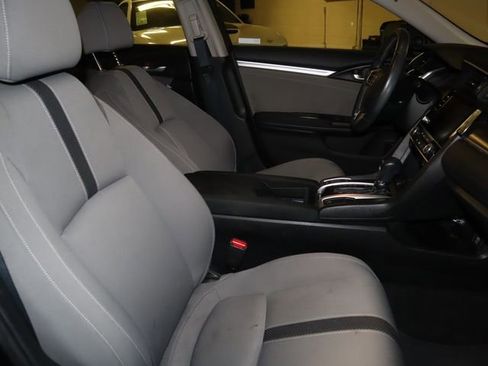 Used 2019 Honda Civic EX image 21