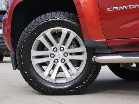 Used 2016 GMC Canyon SLT w/ Driver Alert Package AWD/4WD image 15