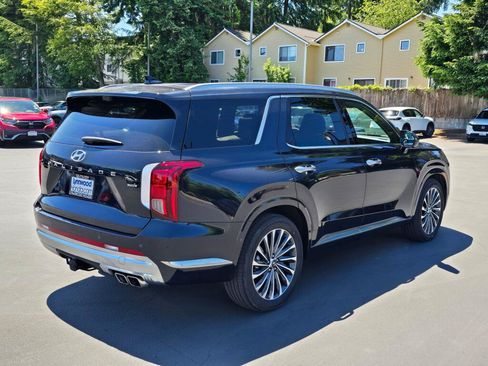 Used 2024 Hyundai Palisade Calligraphy AWD/4WD image 13