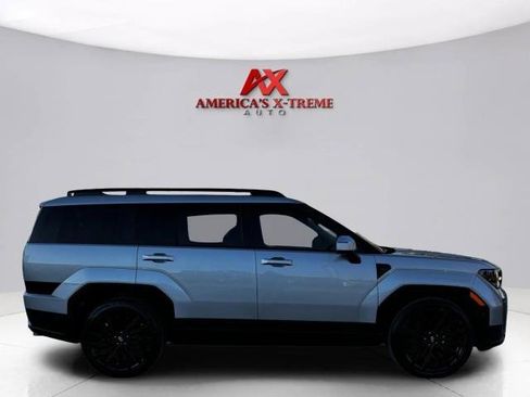 Used 2024 Hyundai Santa Fe Calligraphy FWD image 6