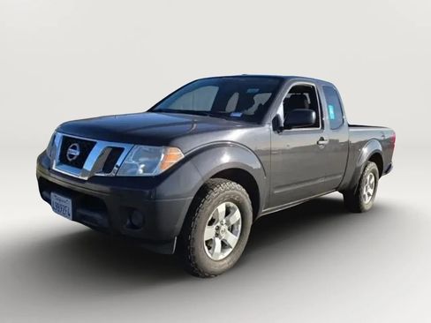 Used 2013 Nissan Frontier SV RWD image 1