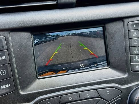 Used 2018 Ford Fusion SE w/ Equipment Group 601A FWD image 14