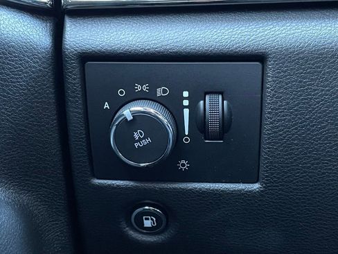 Used 2021 Jeep Grand Cherokee Limited X image 15