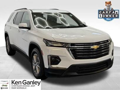 Used 2023 Chevrolet Traverse LT