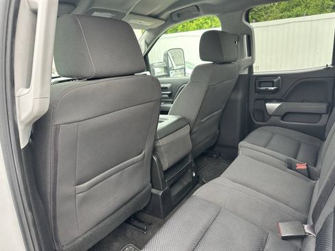 Used 2017 Chevrolet Silverado 1500 LT w/ All Star Edition AWD/4WD image 40