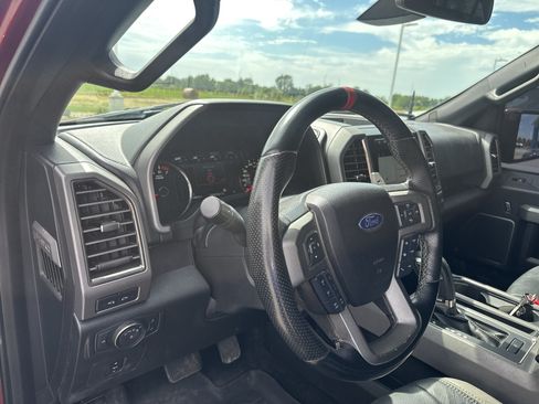 Used 2017 Ford F150 Raptor w/ Equipment Group 802A Luxury AWD/4WD image 14
