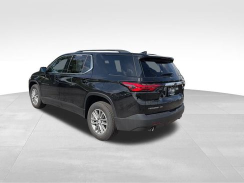 Used 2022 Chevrolet Traverse LT image 6