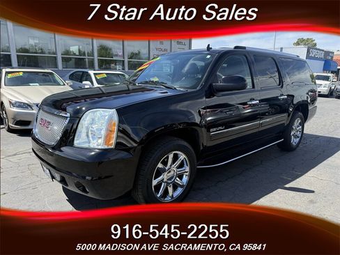 Used 2014 GMC Yukon XL Denali image 3