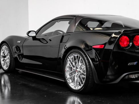 Used 2013 Chevrolet Corvette ZR1 w/ 3ZR Preferred Equipment Group RWD image 14
