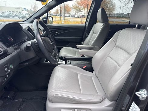 Used 2021 Honda Passport Touring image 13