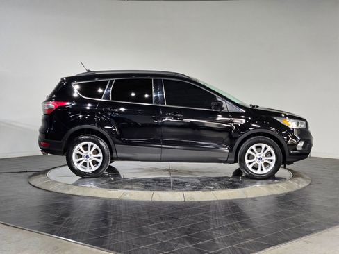 Used 2018 Ford Escape SEL image 14