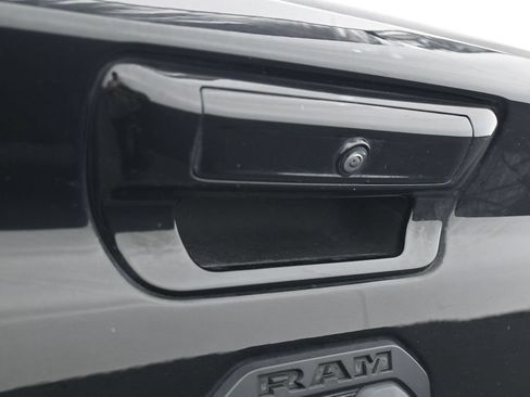 Used 2021 RAM 1500 Big Horn RWD image 31