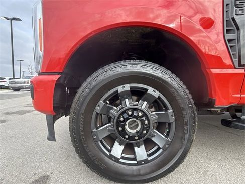 Used 2023 Ford F350 Lariat w/ Lariat Ultimate Package image 10