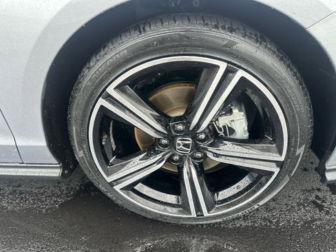 Used 2023 Honda Accord Sport image 29