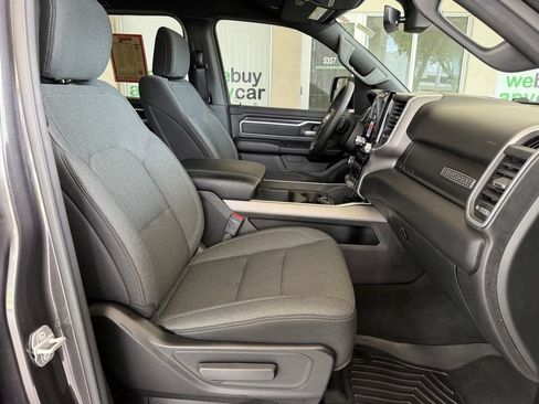 Used 2021 RAM 1500 Big Horn RWD image 24