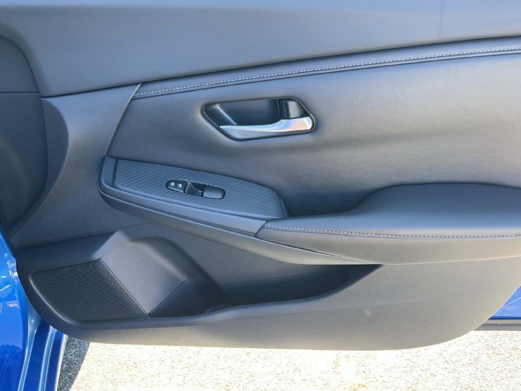 Used 2022 Nissan Sentra SV FWD image 25