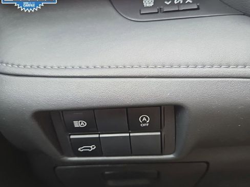 Used 2023 Toyota Highlander XLE image 24