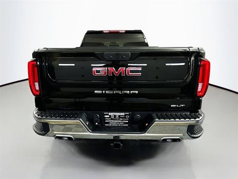 Used 2022 GMC Sierra 1500 SLT image 6