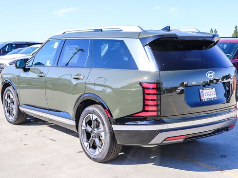 New 2026 Hyundai Palisade Limited FWD image 9