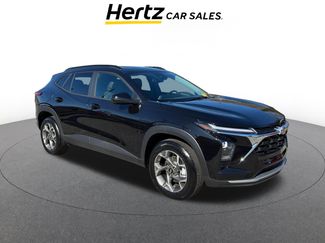 Used 2025 Chevrolet Trax LT video 1