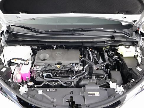 Used 2026 Toyota Sienna Limited FWD image 16