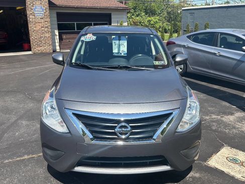 Used 2016 Nissan Versa SV FWD image 7