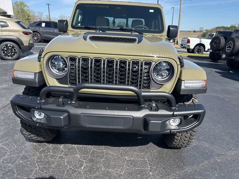 New 2026 Jeep Gladiator Sport image 2