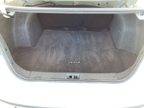 Used 2023 Nissan Versa SV FWD image 20