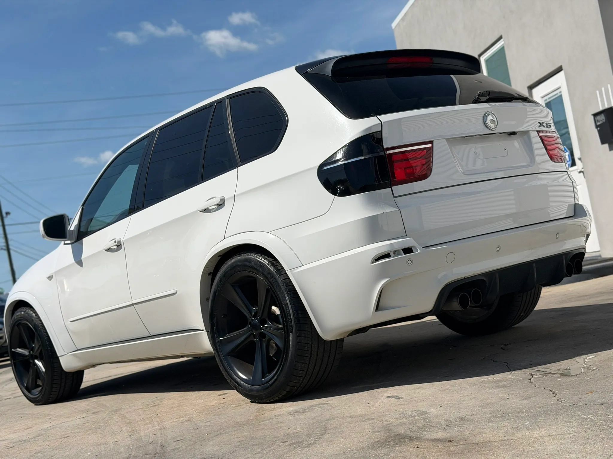 Used 2011 BMW X5 M AWD/4WD image 3