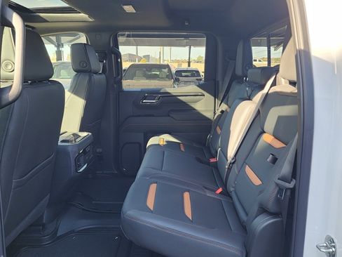 New 2026 GMC Sierra 1500 AT4 w/ AT4 Premium Package image 43