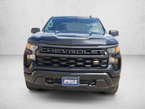 Used 2024 Chevrolet Silverado 1500 Custom AWD/4WD image 2