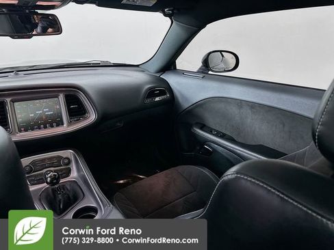 Used 2016 Dodge Challenger SRT Hellcat image 24