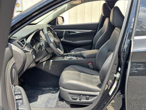 Used 2022 INFINITI QX50 Luxe FWD image 16