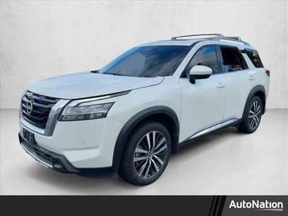 Used 2024 Nissan Pathfinder Platinum w/ Cargo Package