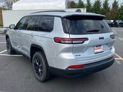 New 2025 Jeep Grand Cherokee L Altitude AWD/4WD image 5