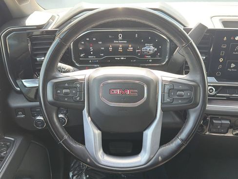 Used 2025 GMC Sierra 1500 SLT AWD/4WD image 15