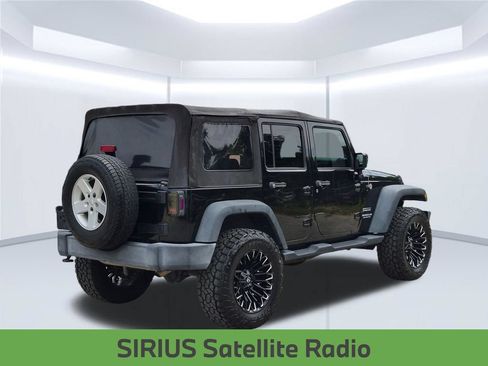 Used 2017 Jeep Wrangler Unlimited Sport w/ Quick Order Package 23S AWD/4WD image 6