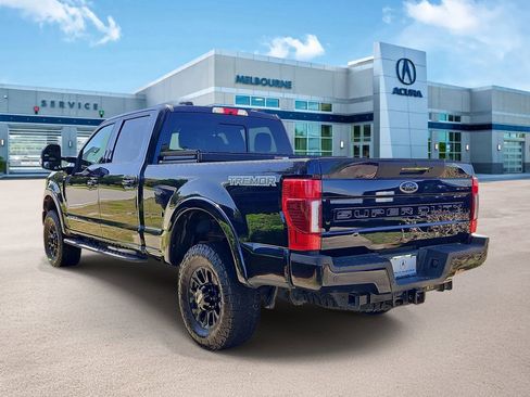 Used 2022 Ford F350 Lariat w/ Tremor Off-Road Package AWD/4WD image 4