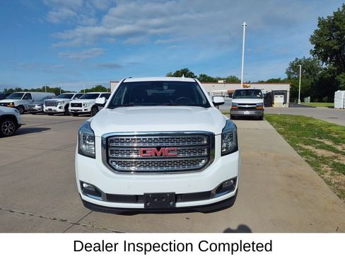 Used 2019 GMC Yukon XL SLT AWD/4WD image 3
