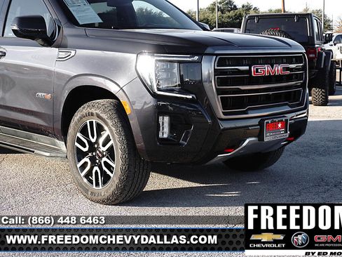 Used 2024 GMC Yukon XL AT4 image 44