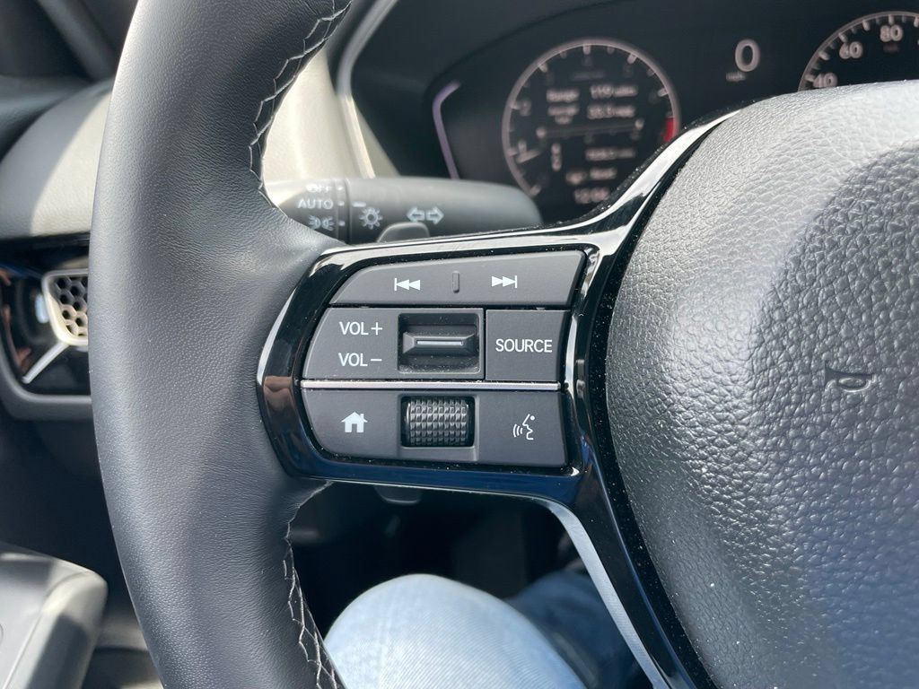 Used 2025 Honda Civic Sport image 17